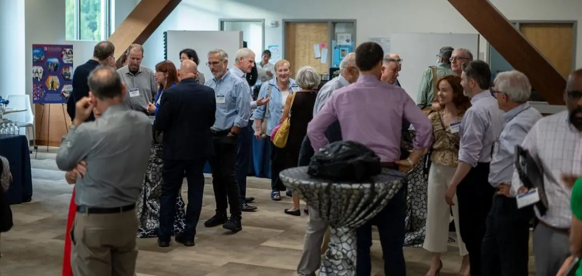 ATS Washington, D.C. supporters mingling at an event | Donate to Support the Technion University | American Technion Society | How to Support Israel