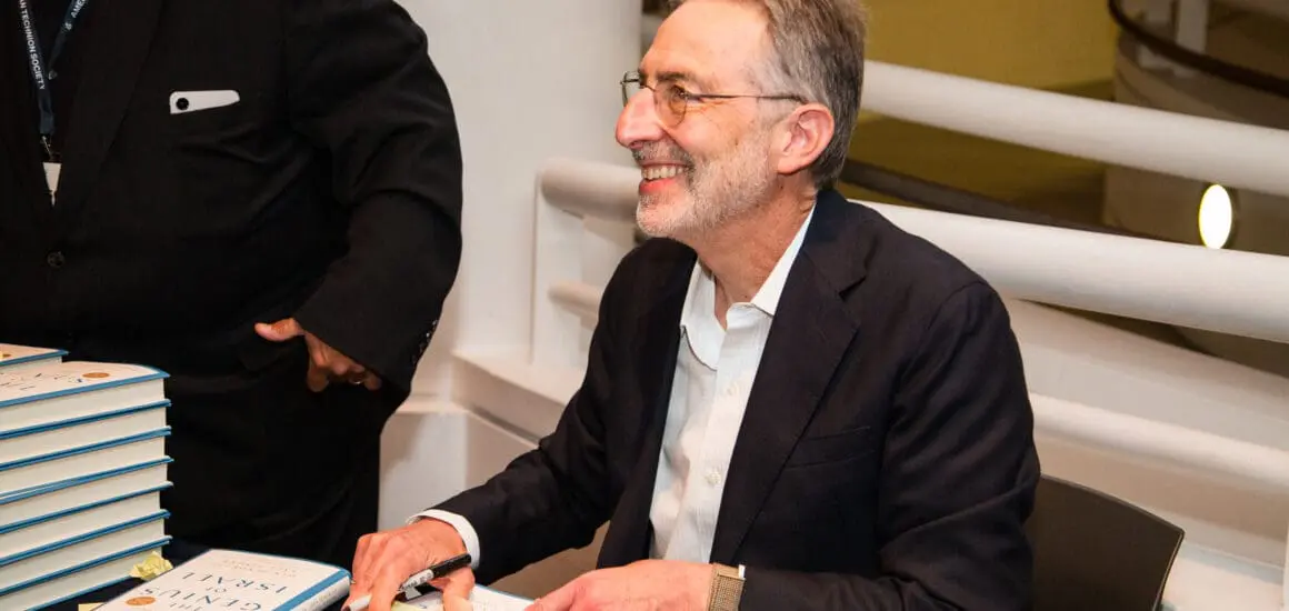 saul singer signing books at an event for ATS – Southern California | Donate to Support the Technion University | American Technion Society | How to Support Israel