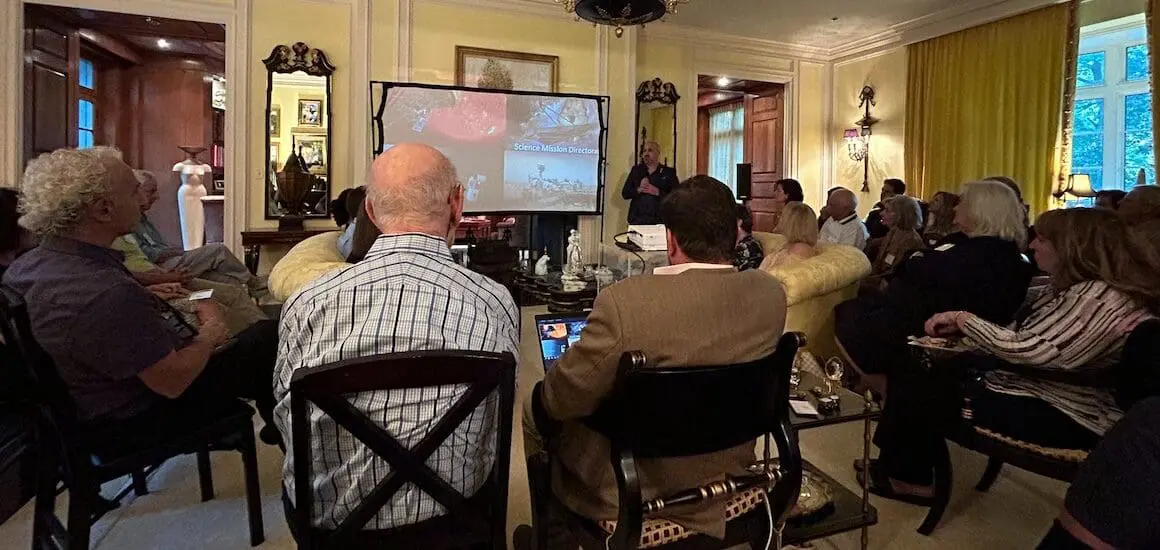 ATS Washington, D.C. supporters watching a presentation | Donate to Support the Technion University | American Technion Society | How to Support Israel
