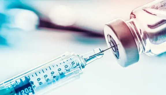 Vaccines: What Shapes Online Trust?