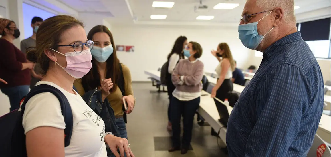 President Uri Sivan speaking with students