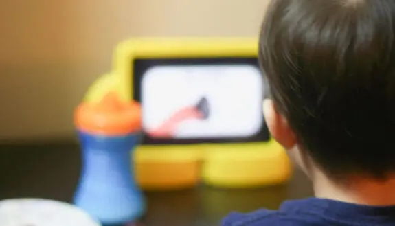 Does Screen Time Harm Reading Skills?