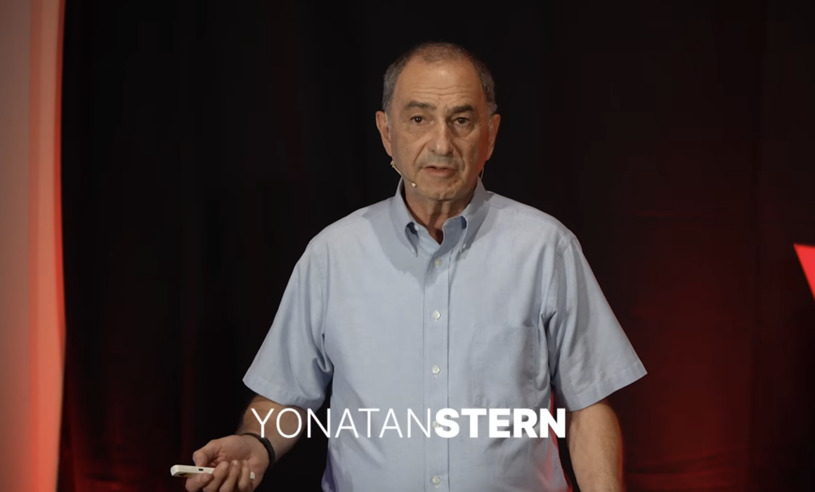 Yonatan Stern, TedXTechnion presenter, on stage
