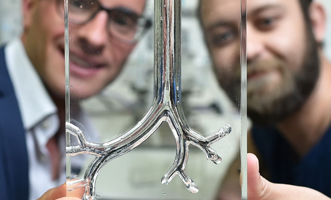model for innovative pulmonary treatment for treating Acute Respiratory Distress Syndrome (ARDS) with technion researchers in the background | Donate to Support the Technion University | American Technion Society