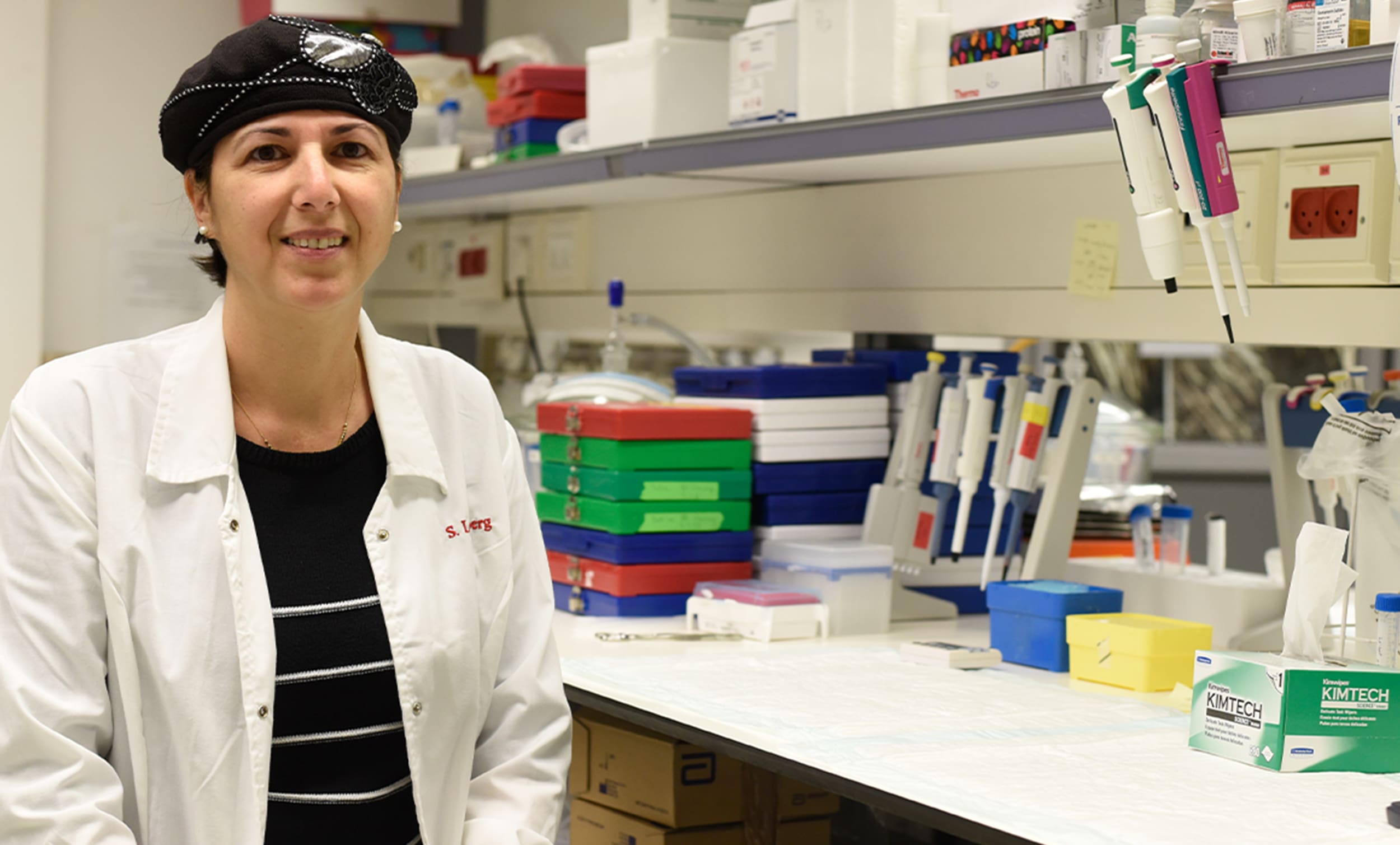 technion prof. Shulamit Levenberg in her lab at the technion in haifa, israel | Donate to Supportthe Technion university