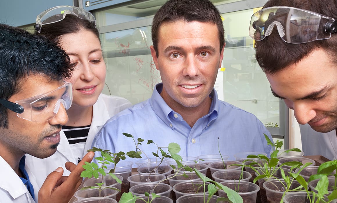 Avi Schroeder and student technion researchers | Technion University | How to Support Israel