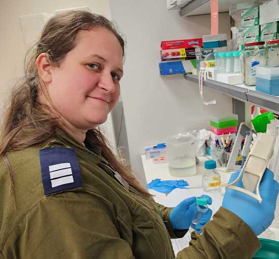 Israel reservist in a laboratory