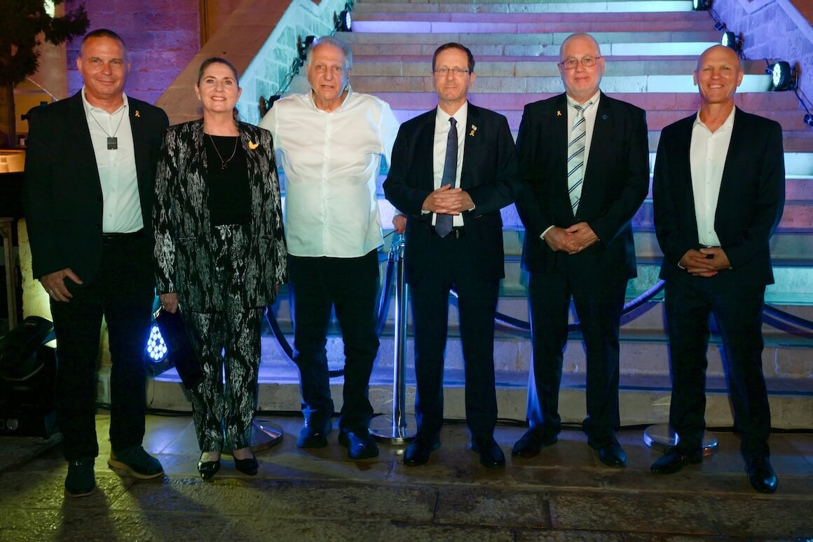 Former Minister Izhar Shay, First Lady Michal Herzog, Chairman of the MadaTech Board of Directors Leon Recanati, President of Israel Isaac Herzog, Technion President Prof. Uri Sivan, and Major General (Res.) Nitsan Alon at technion centennial award ceremony | Donate to Israel | American Technion Society
