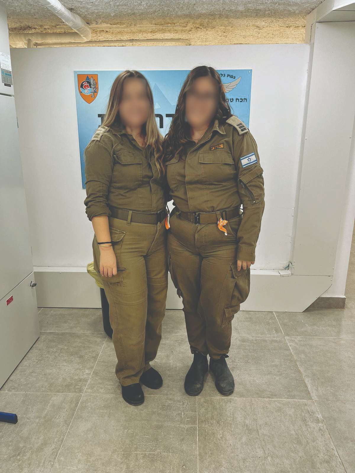 Technion student and reeservist O. with her friend, both in uniform
